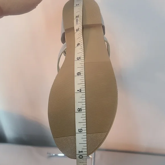 NWOT Gladiator Rhinestone Sandals - Picture 16 of 16